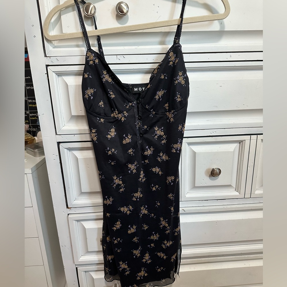 motel floral dress